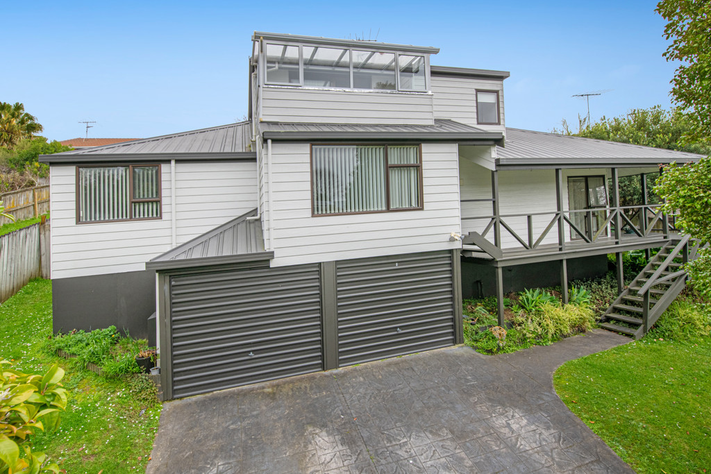 30 Unsworth Drive, Unsworth Heights